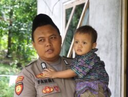 Polisi Polrestabes Semarang Menjadi Bapak Asuh bagi 35 Anak Yatim Piatu